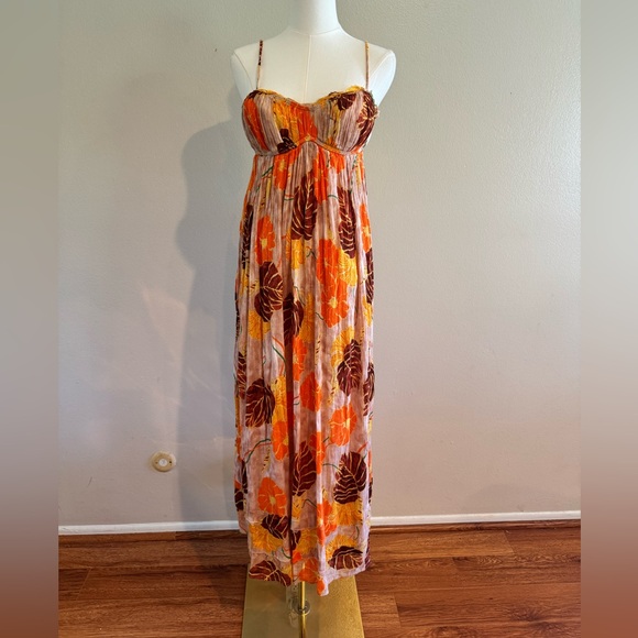 Urban Outfitters Dresses & Skirts - Urban Outfitters Peach & Orange Floral Dress